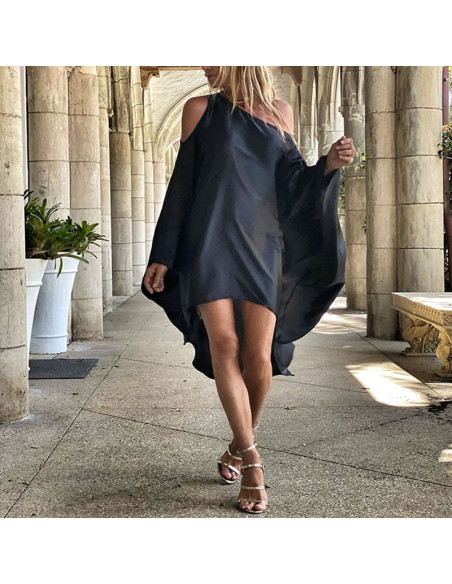 Robe décontractée - Asymétrique satinée noire