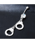 Piercing nombril menotte